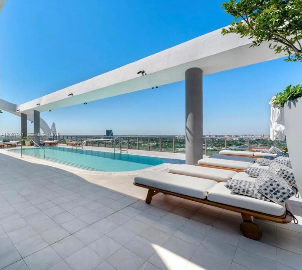 2678 Tigertail Ave #502 Miami, FL 33133