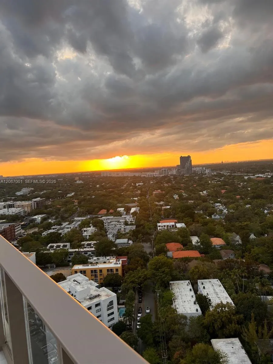 2678 Tigertail Ave #502 Miami, FL 33133