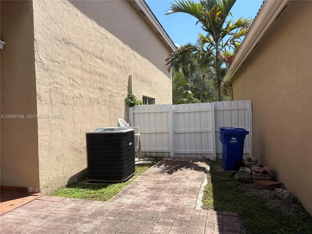 4300 SW 153rd Ave Miramar, FL 33027