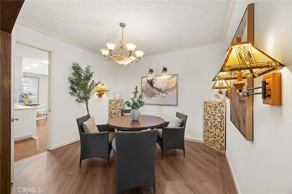 700 S Lake Avenue #109 Pasadena, CA 91106