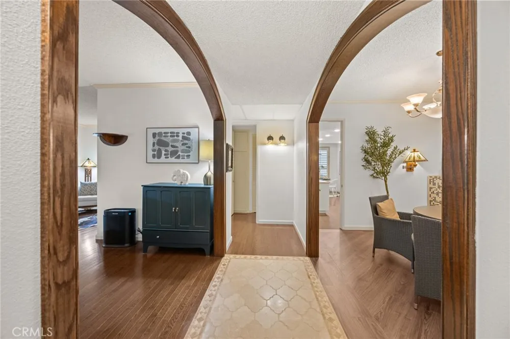 700 S Lake Avenue #109 Pasadena, CA 91106