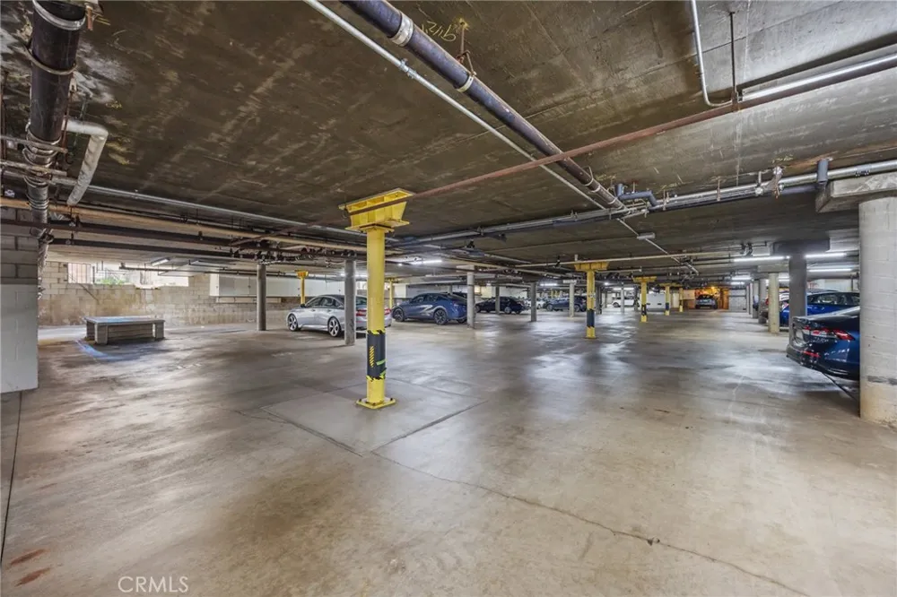 700 S Lake Avenue #109 Pasadena, CA 91106