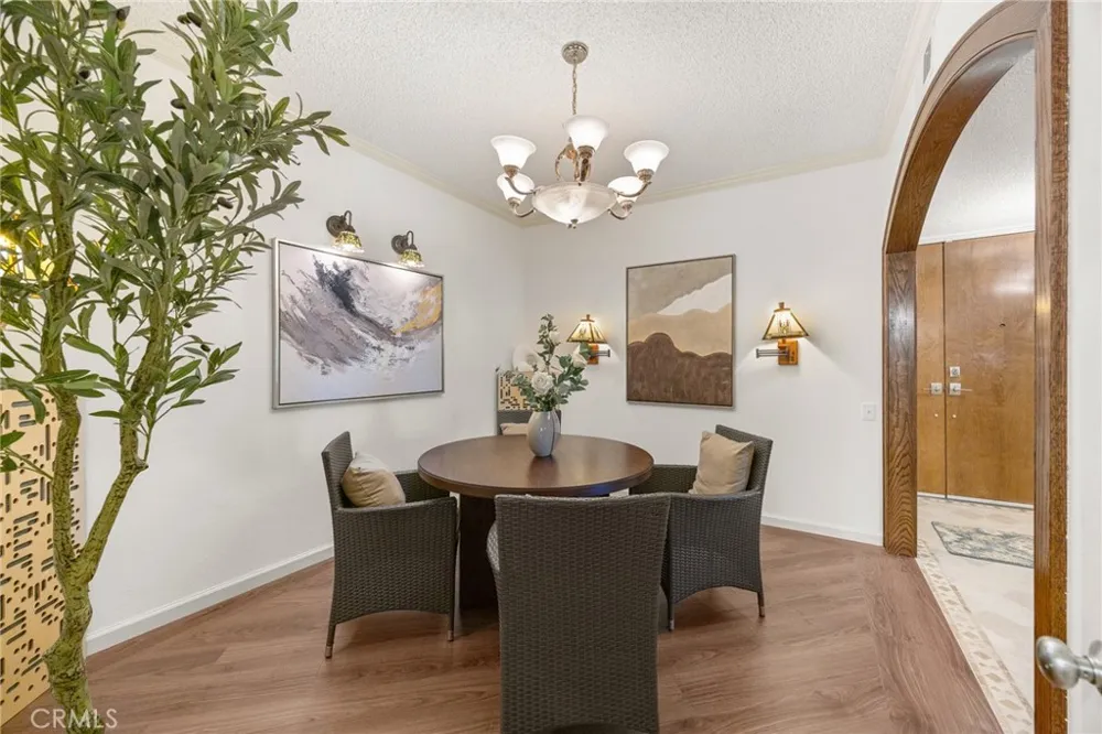 700 S Lake Avenue #109 Pasadena, CA 91106