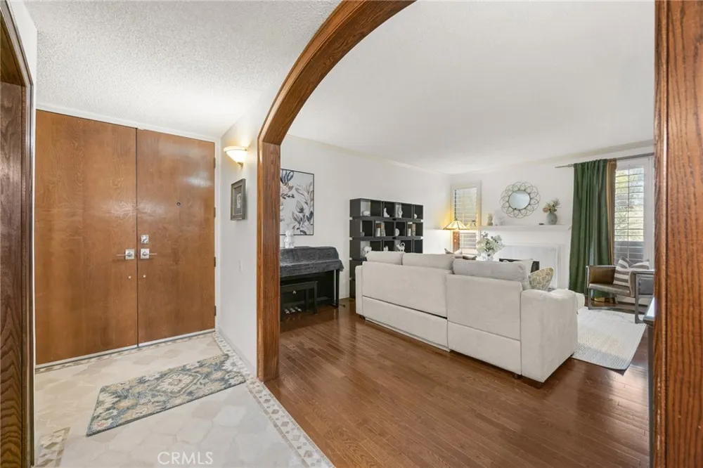 700 S Lake Avenue #109 Pasadena, CA 91106