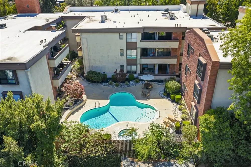 700 S Lake Avenue #109 Pasadena, CA 91106
