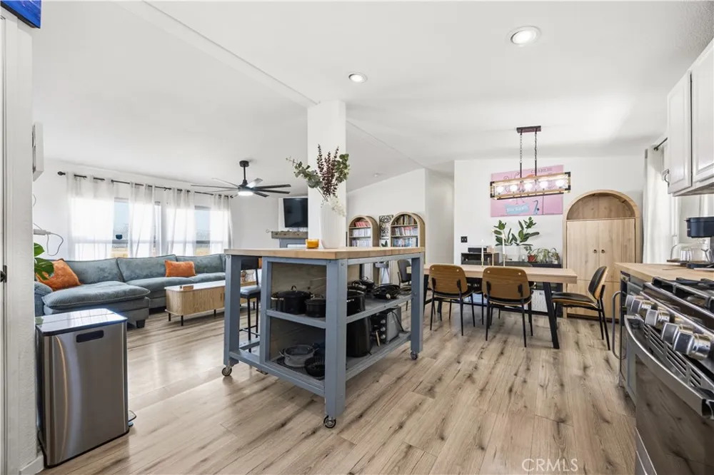 350 E San Jacinto E #49 Perris, CA 92571