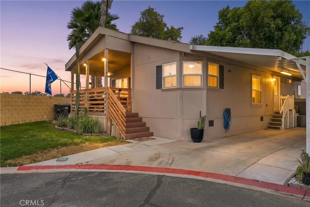 350 E San Jacinto E #49 Perris, CA 92571