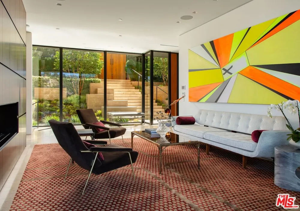 1716 San Remo Drive Pacific Palisades, CA 90272