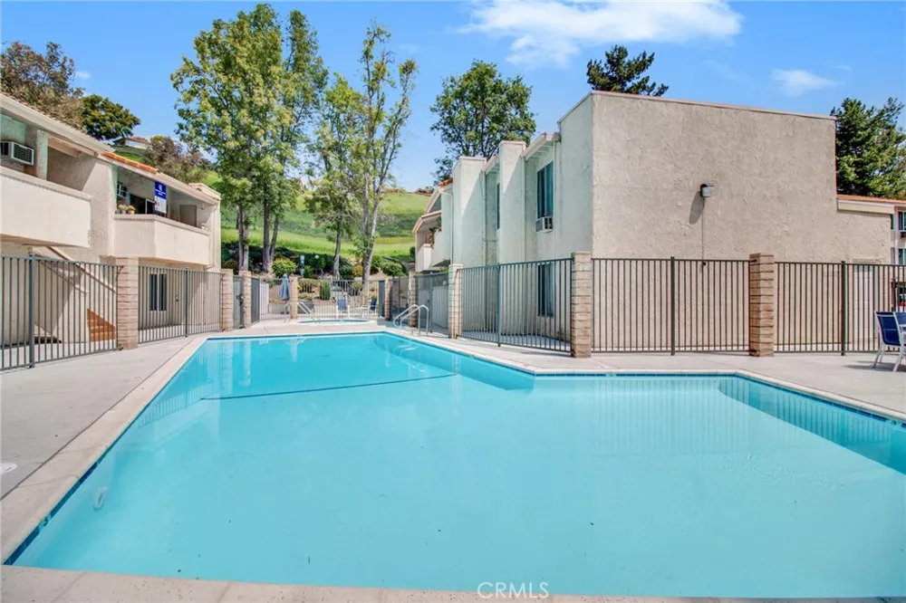 28947 E Thousand Oaks #238 Agoura Hills, CA 91301