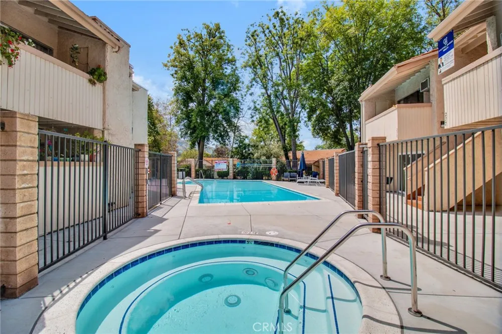 28947 E Thousand Oaks #238 Agoura Hills, CA 91301