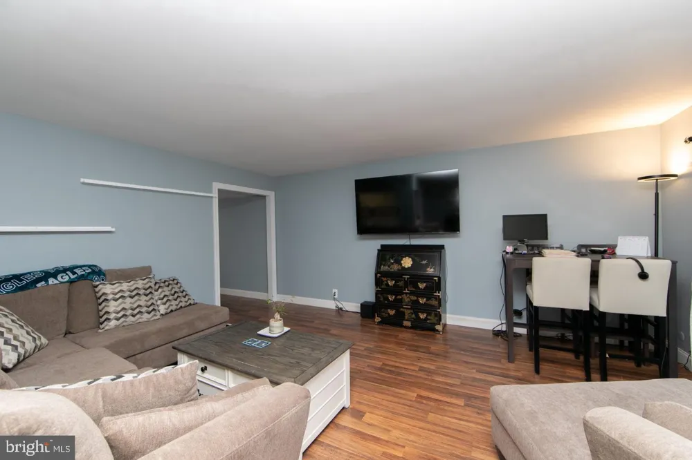115 E KINGS HIGHWAY ##310 Maple Shade, NJ 08052