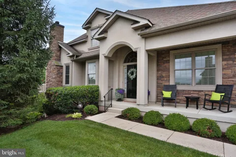 229 COUNTRY CLUB DRIVE