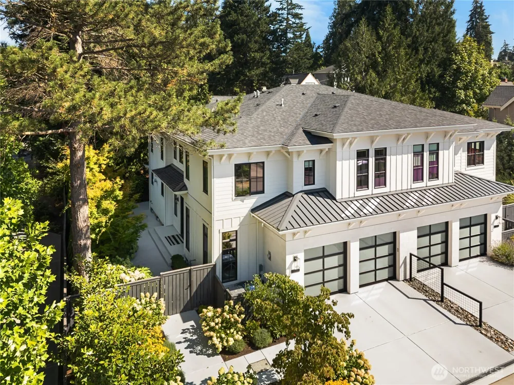 10402 NE 15th Street Bellevue, WA 98004
