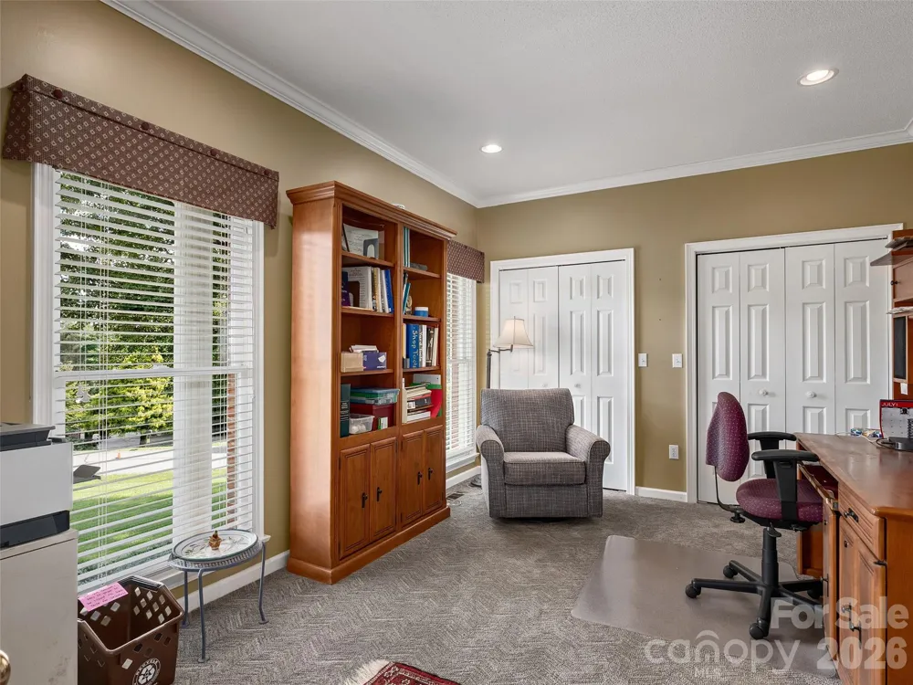 60 Beaumont Drive Hendersonville, NC 28739