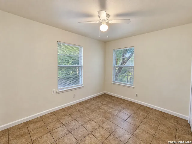 766 EDGEBROOK LN San Antonio, TX 78213