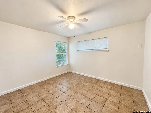 766 EDGEBROOK LN San Antonio, TX 78213