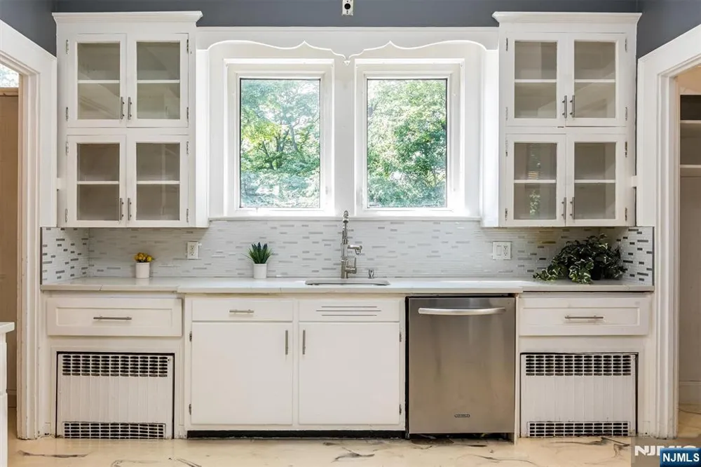 37 Forest Drive Bloomfield, NJ 07003