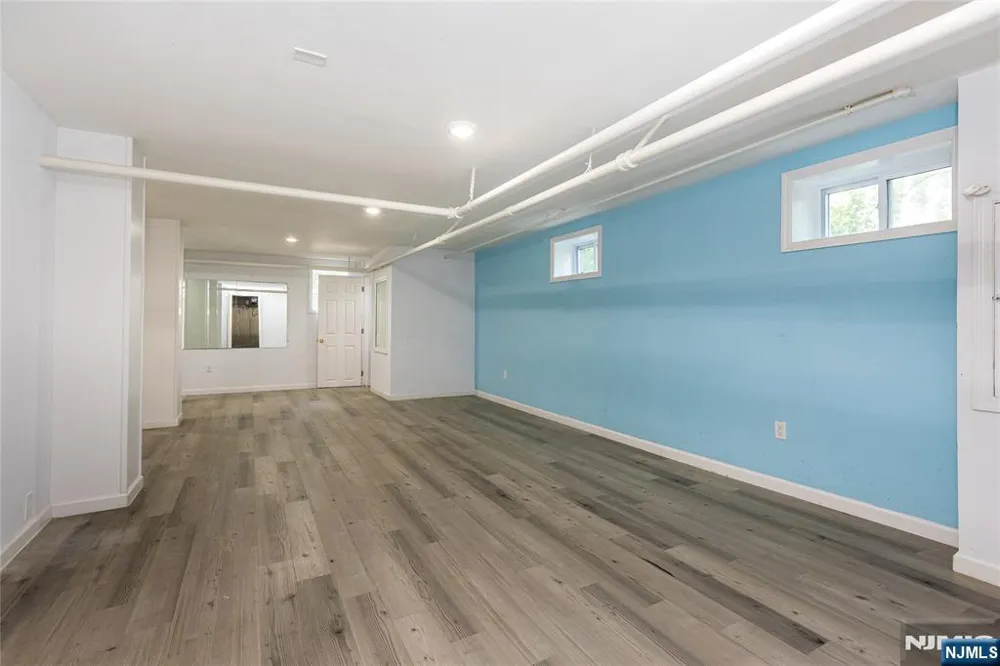 37 Forest Drive Bloomfield, NJ 07003