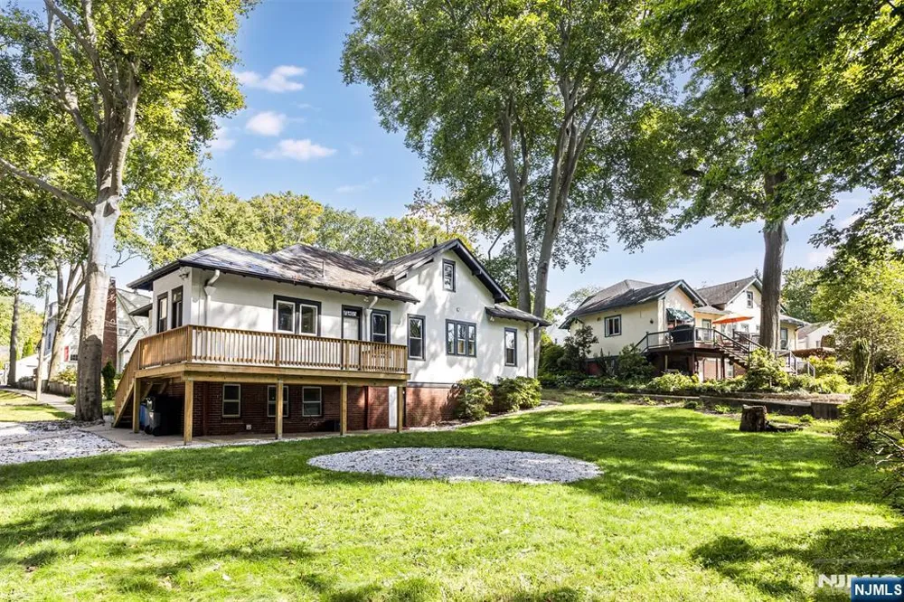 37 Forest Drive Bloomfield, NJ 07003