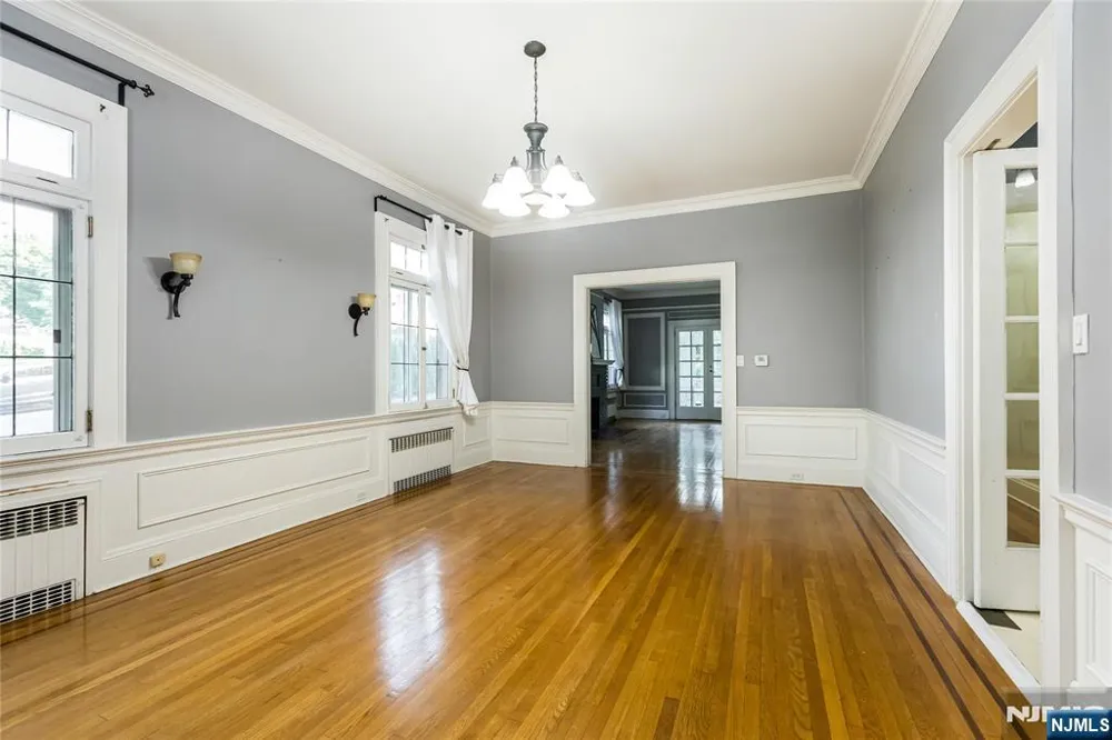 37 Forest Drive Bloomfield, NJ 07003
