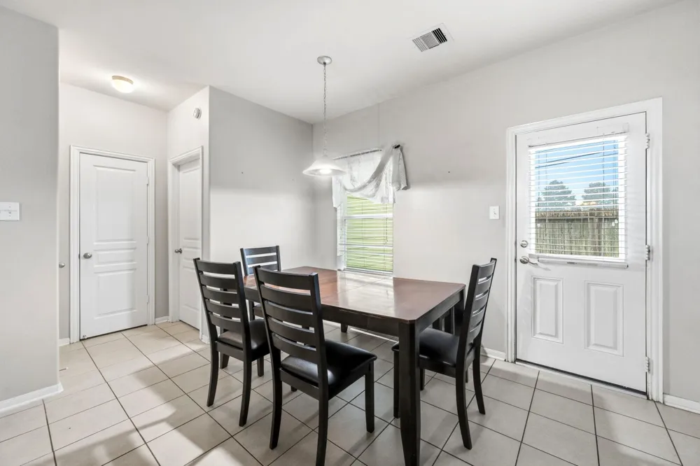7738 Foxwaithe Lane Humble, TX 77338