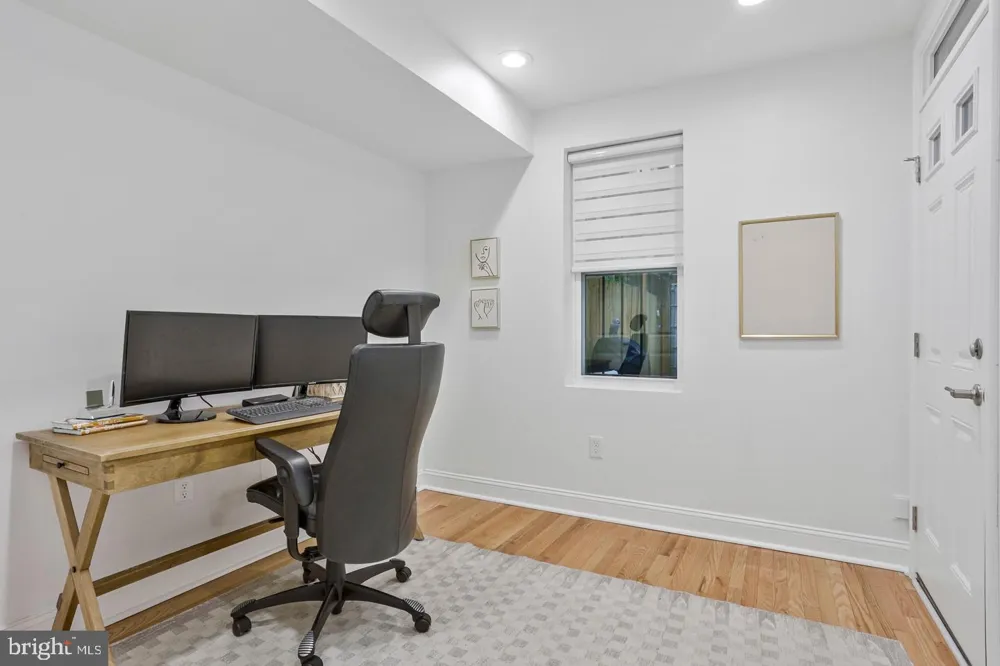 1345 V STREET NW Washington, DC 20009