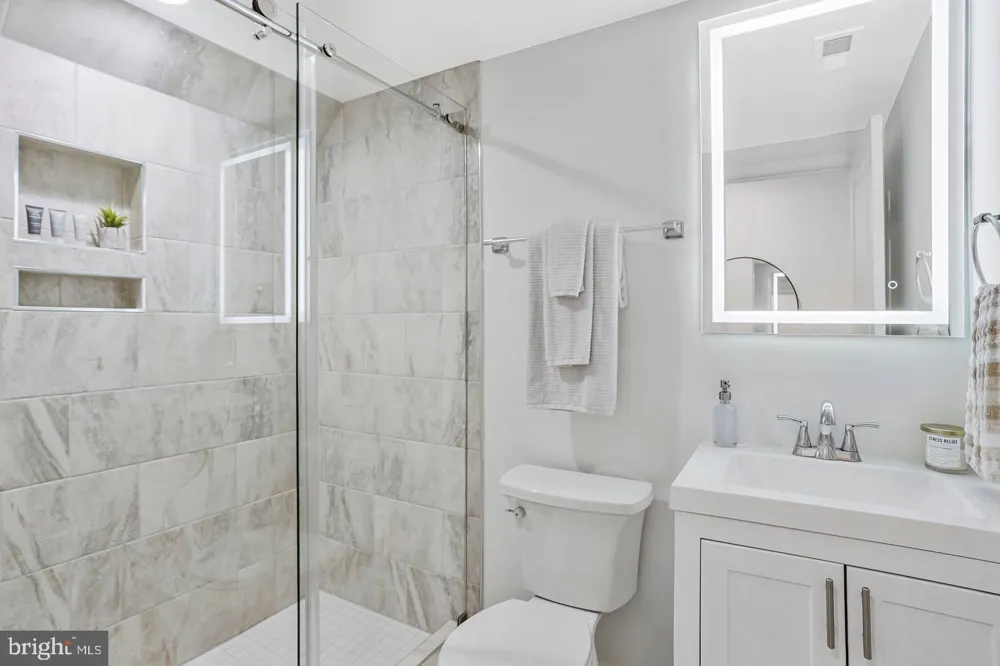 1345 V STREET NW Washington, DC 20009