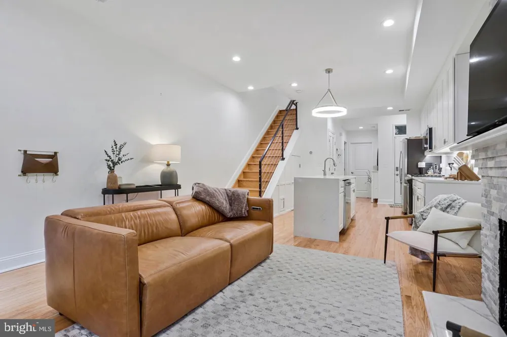 1345 V STREET NW Washington, DC 20009