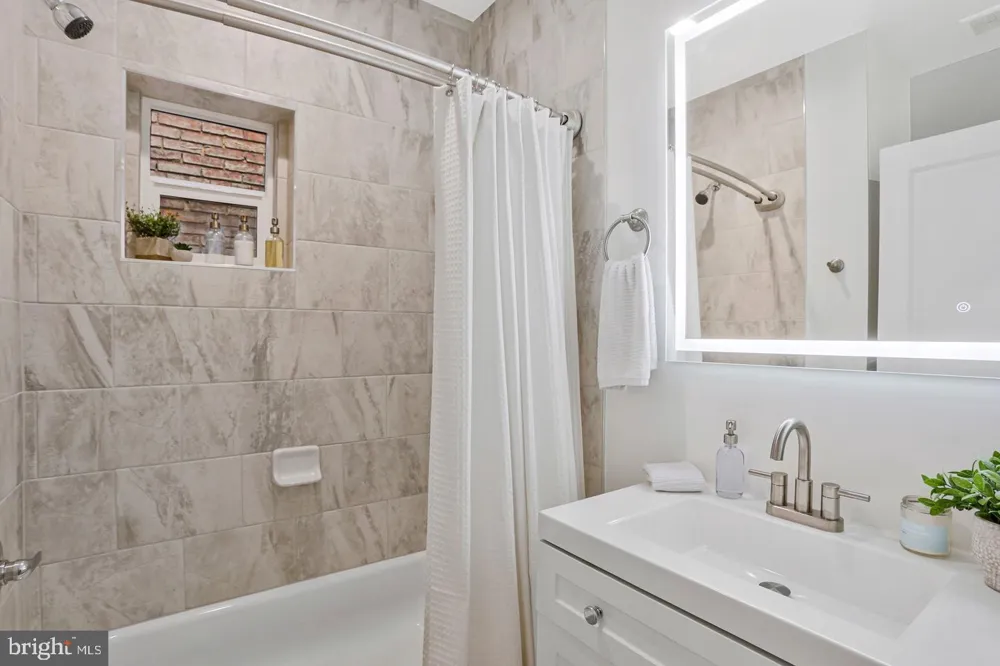 1345 V STREET NW Washington, DC 20009