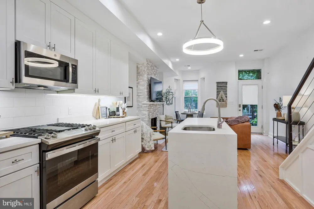 1345 V STREET NW Washington, DC 20009