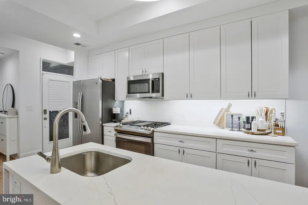 1345 V STREET NW Washington, DC 20009