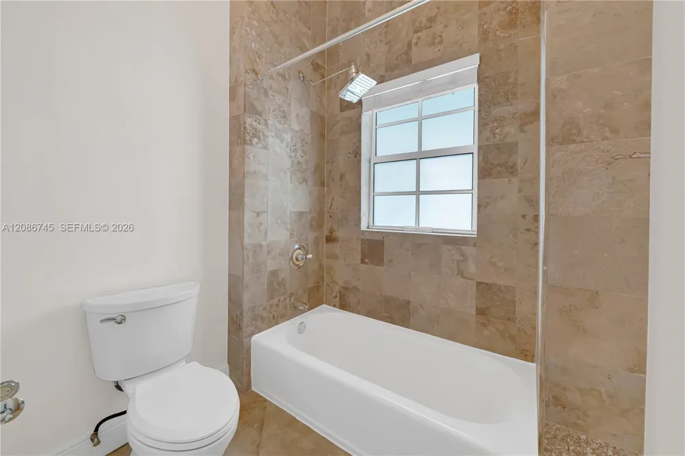 1035 SW 9th Ct Miami, FL 33130