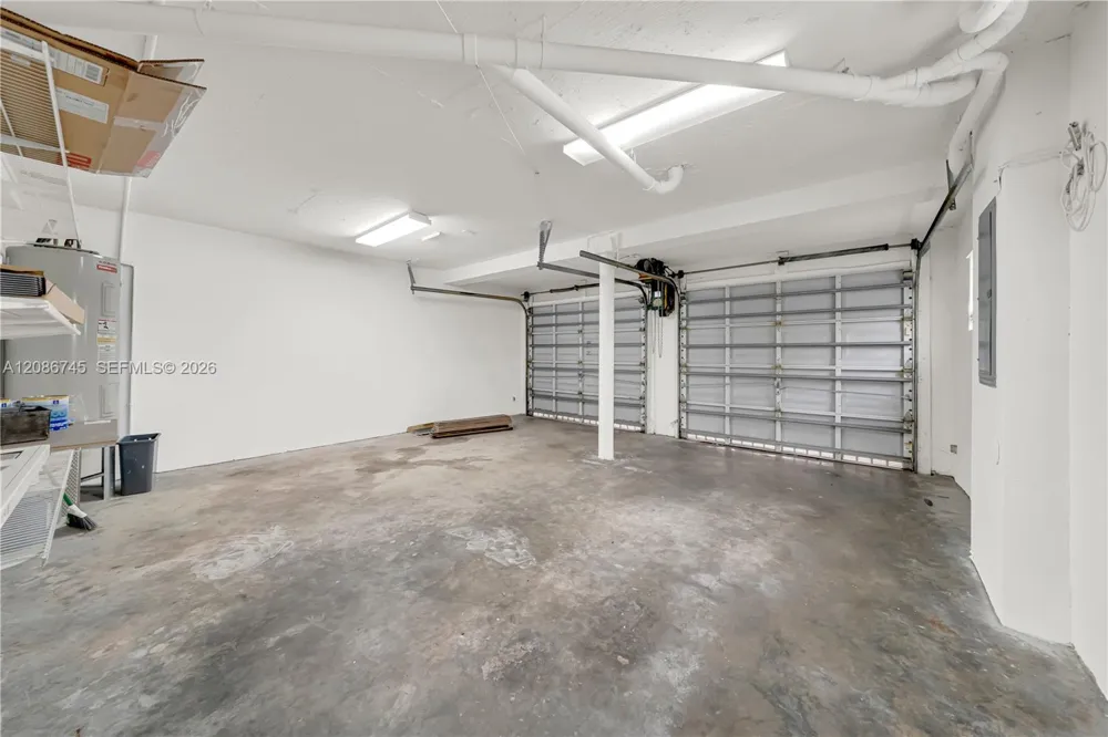 1035 SW 9th Ct Miami, FL 33130
