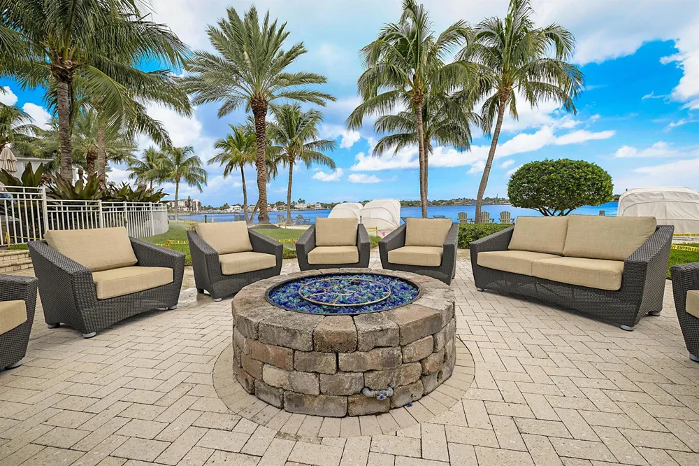 2 Water Club Way #1604 North Palm Beach, FL 33408