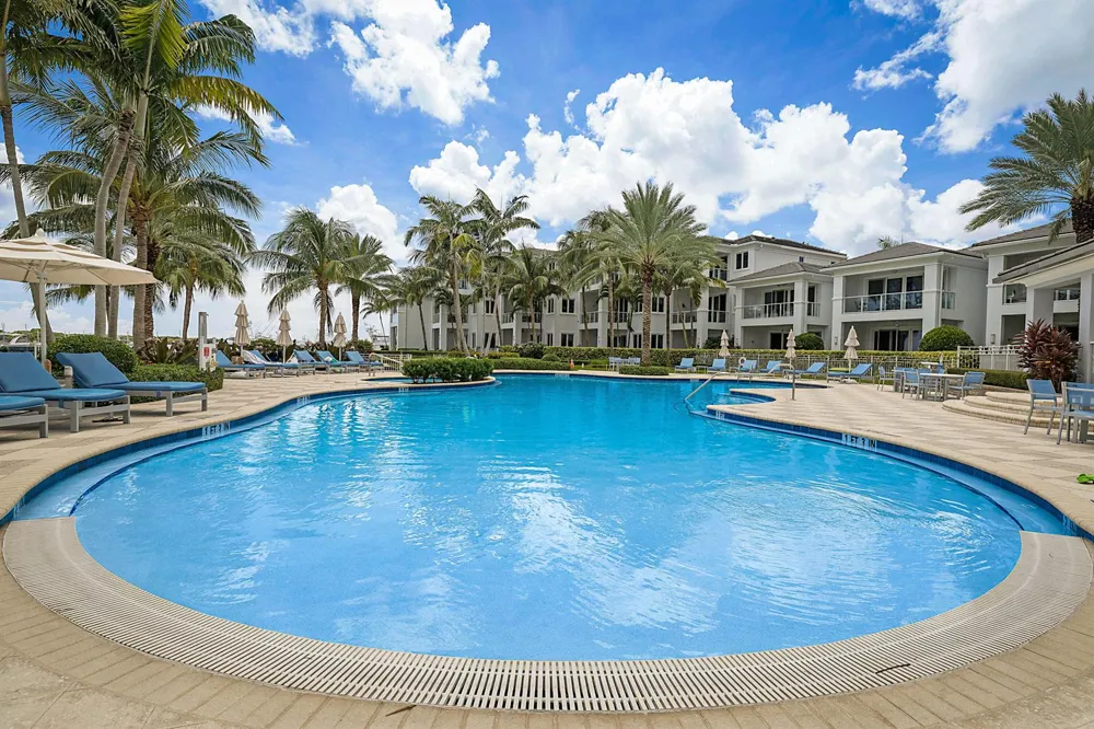 2 Water Club Way #1604 North Palm Beach, FL 33408