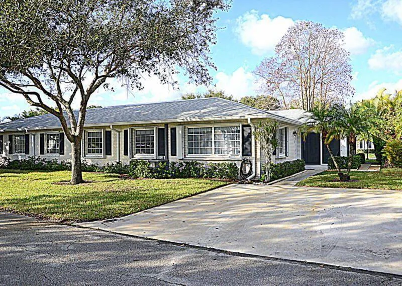 10101 S 44th Drive Boynton Beach, FL 33436