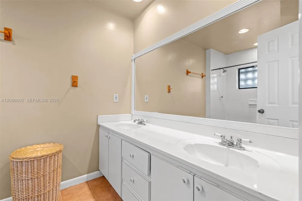 11226 SW 117th Ct Miami, FL 33186