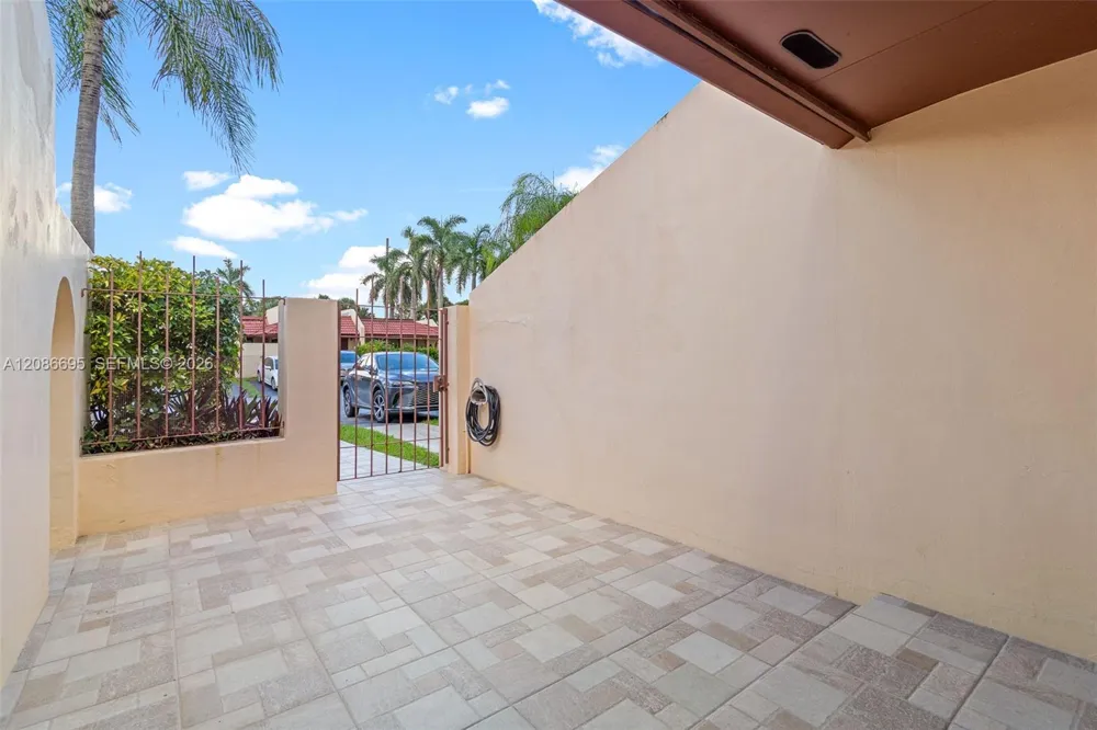 11226 SW 117th Ct Miami, FL 33186