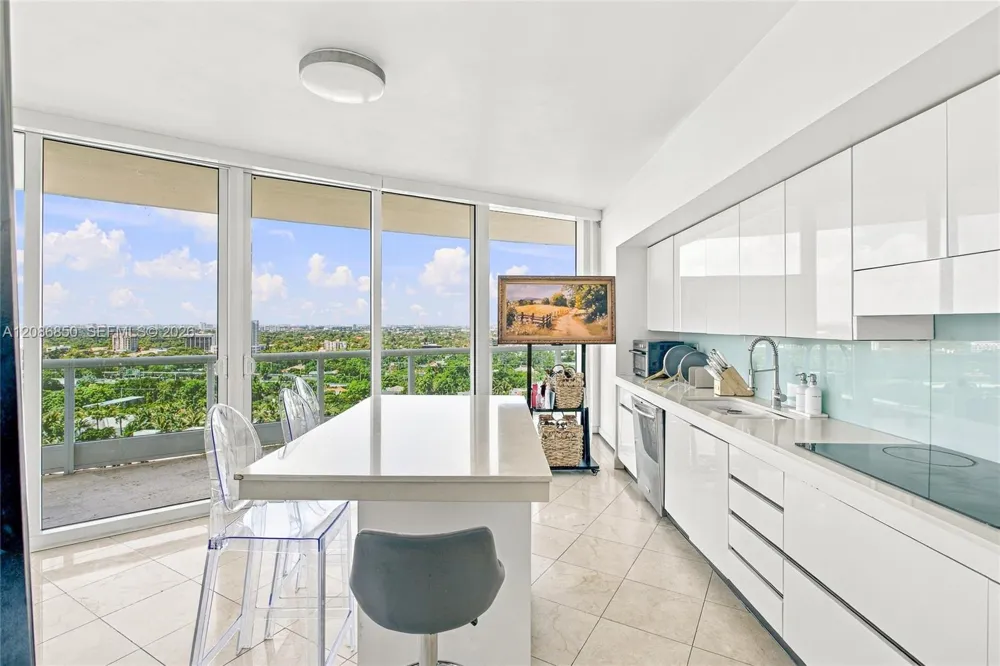 2127 Brickell Ave #2205 Miami, FL 33129