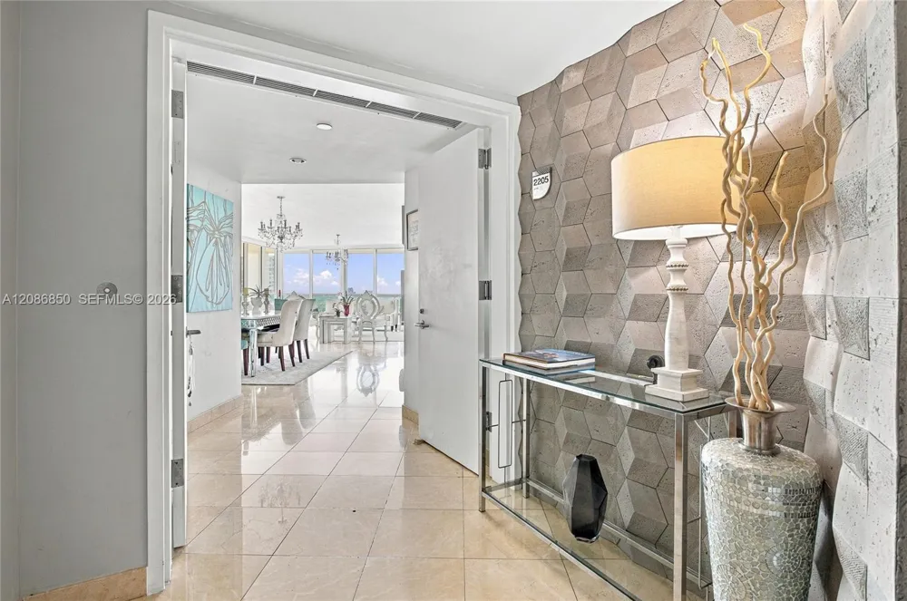 2127 Brickell Ave #2205 Miami, FL 33129