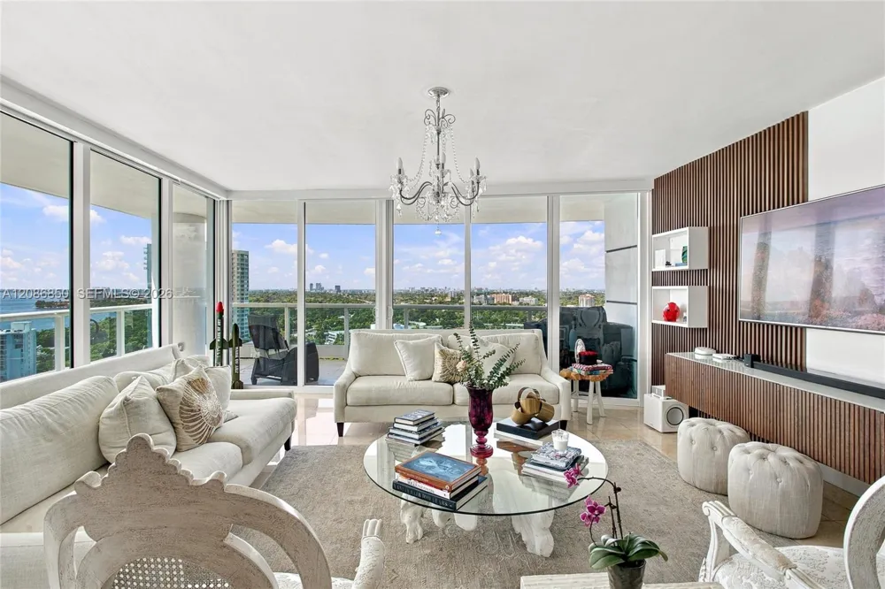 2127 Brickell Ave #2205 Miami, FL 33129