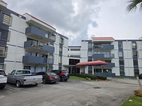 5900 SW 127th Ave #3304