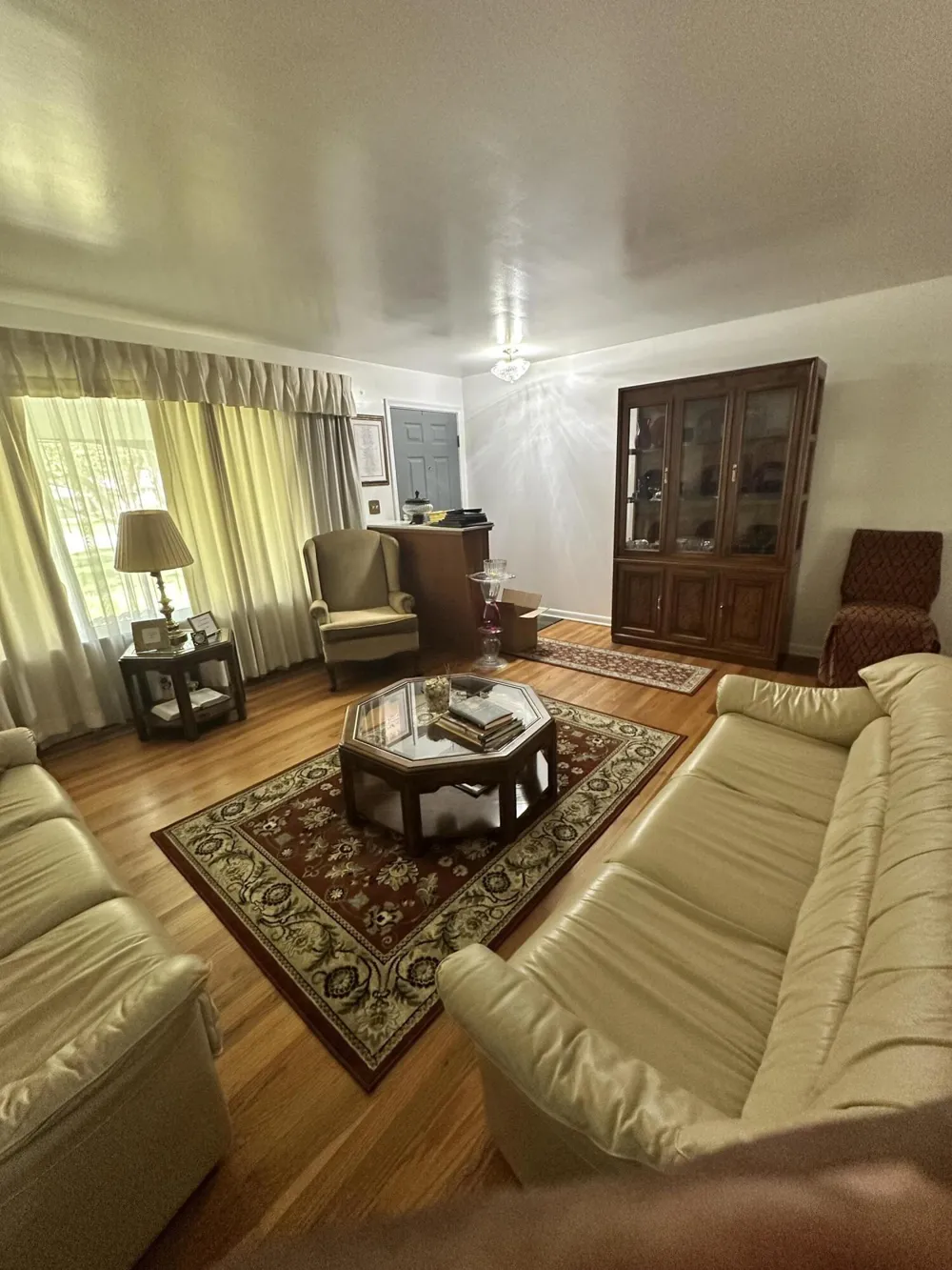 5168 Woodcliff Drive Flint, MI 48504