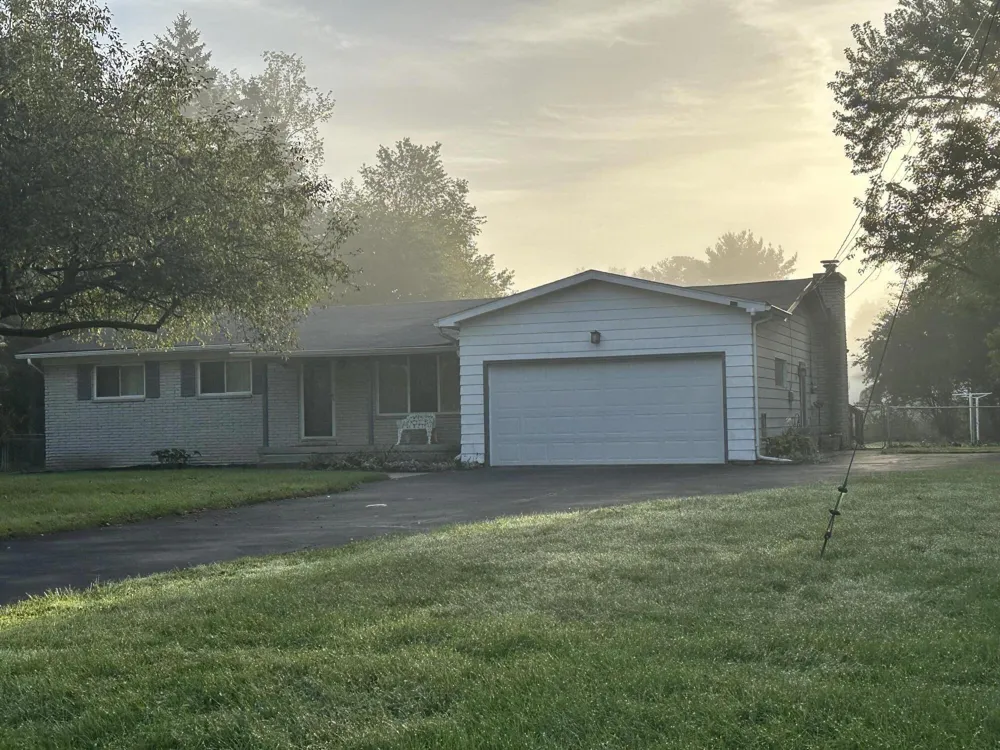 5168 Woodcliff Drive Flint, MI 48504