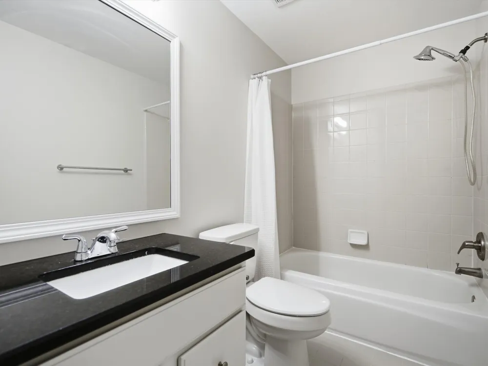 7752 Bay Tree Drive Ypsilanti, MI 48197