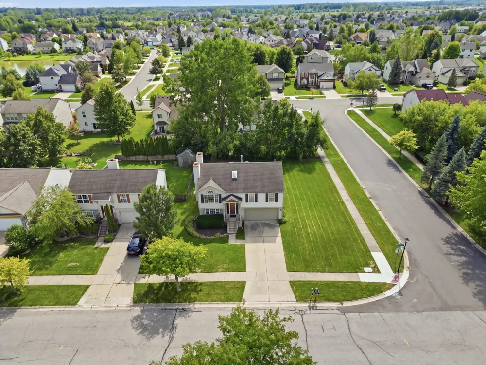 7752 Bay Tree Drive Ypsilanti, MI 48197