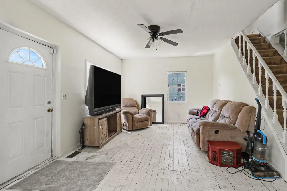 340 E Main Street Hudson, MI 49247