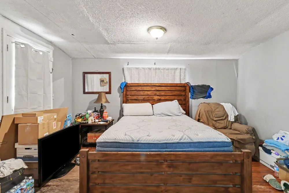 340 E Main Street Hudson, MI 49247