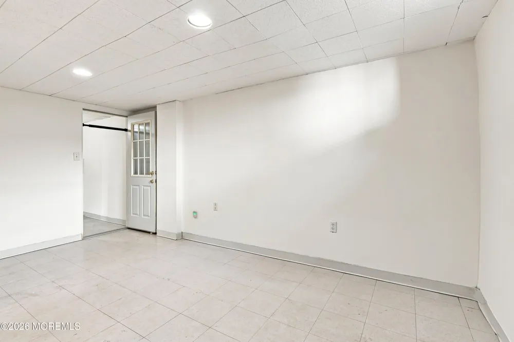 974 Columbus Drive Brick, NJ 08724