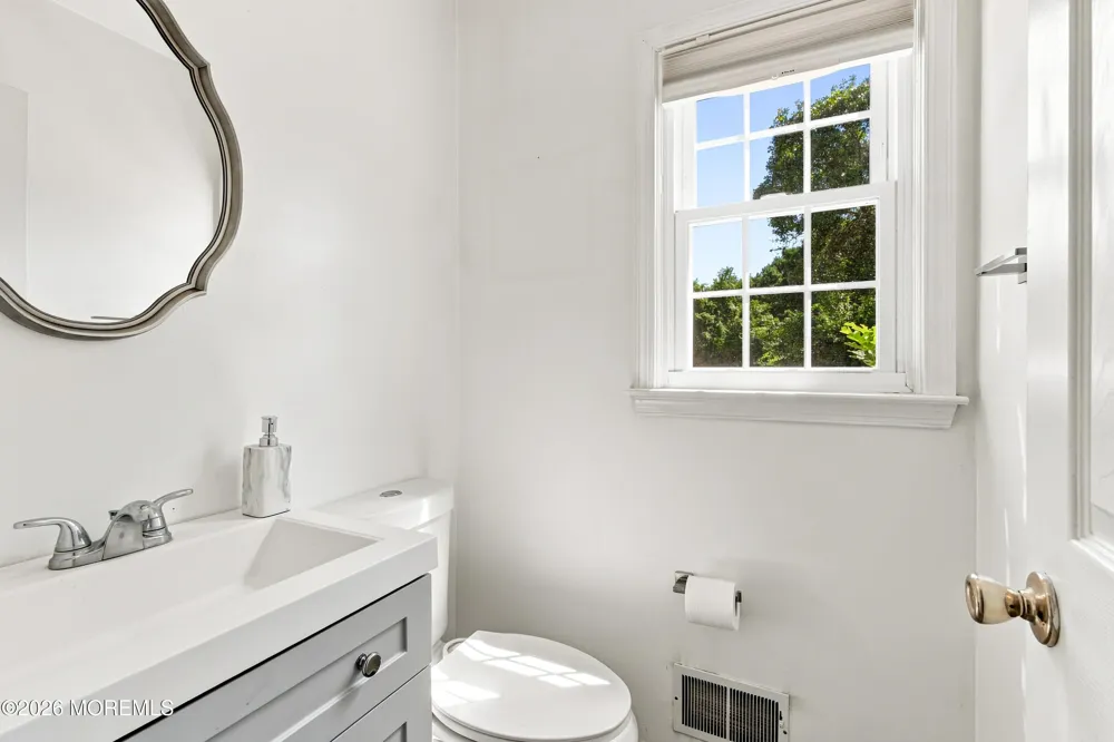 974 Columbus Drive Brick, NJ 08724